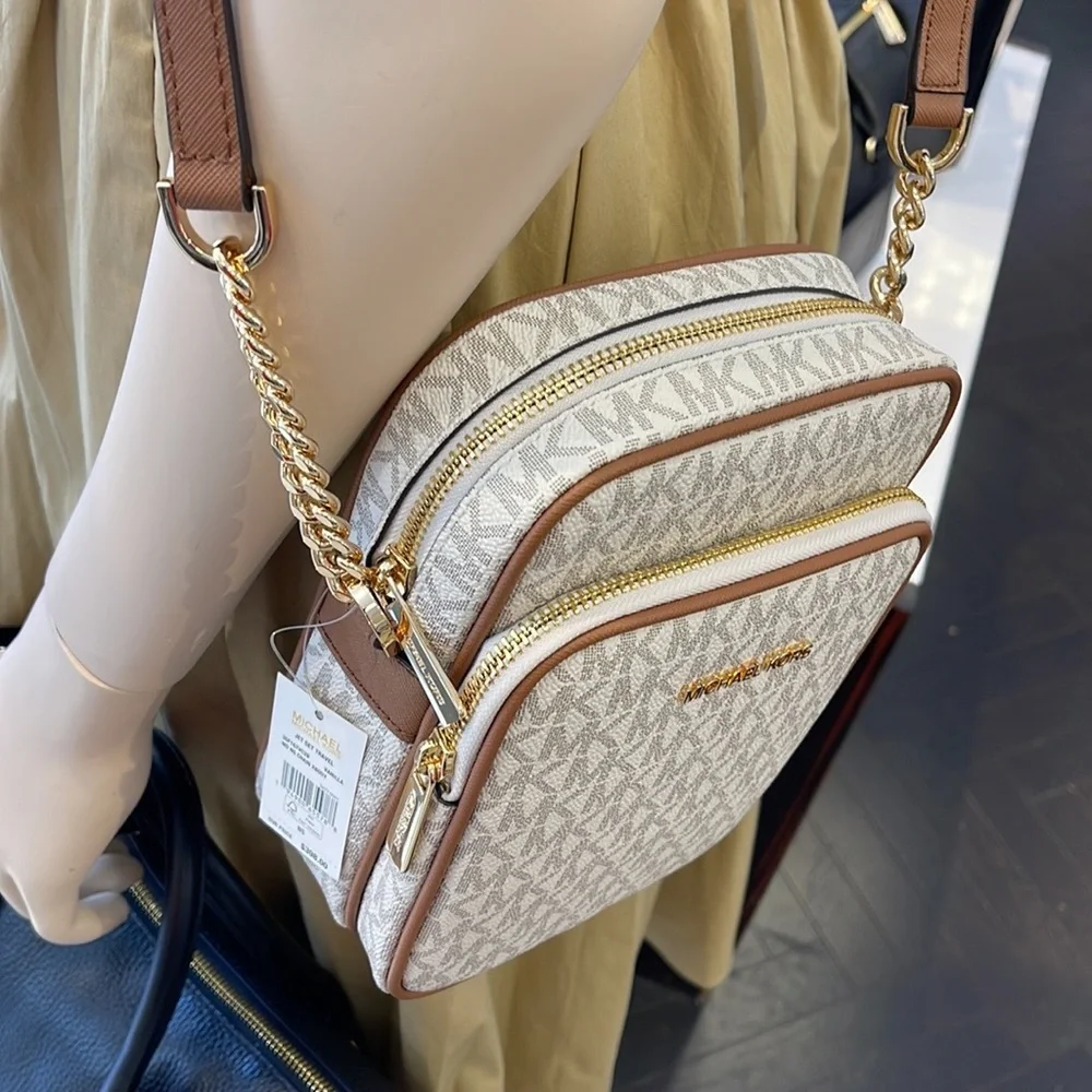 MICHAEL KORS  Jet Set Travel Medium Logo Crossbody Flight Bag # 35F1GTVC2B NWT